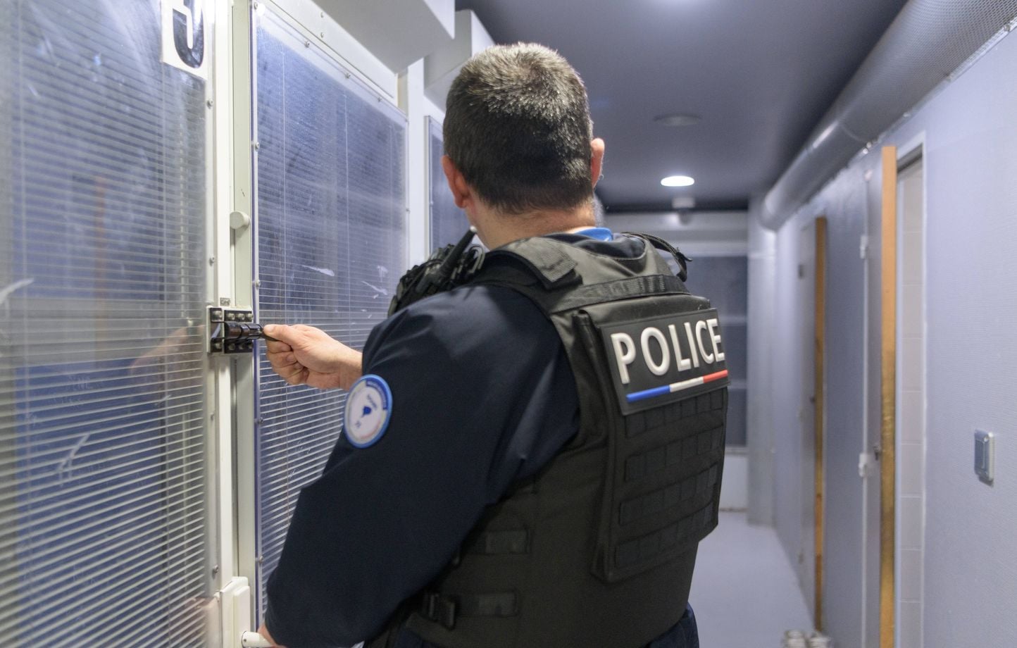 Un hombre cubierto de hematomas encontrado muerto en su casa de Pontoise Un hombre cubierto de hematomas encontrado muerto en su casa de Pontoise